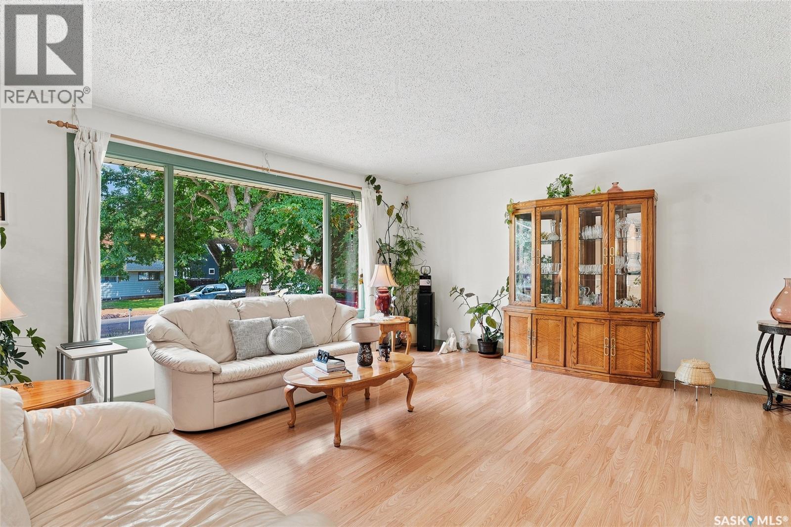 1205 Haida AVENUE - 4