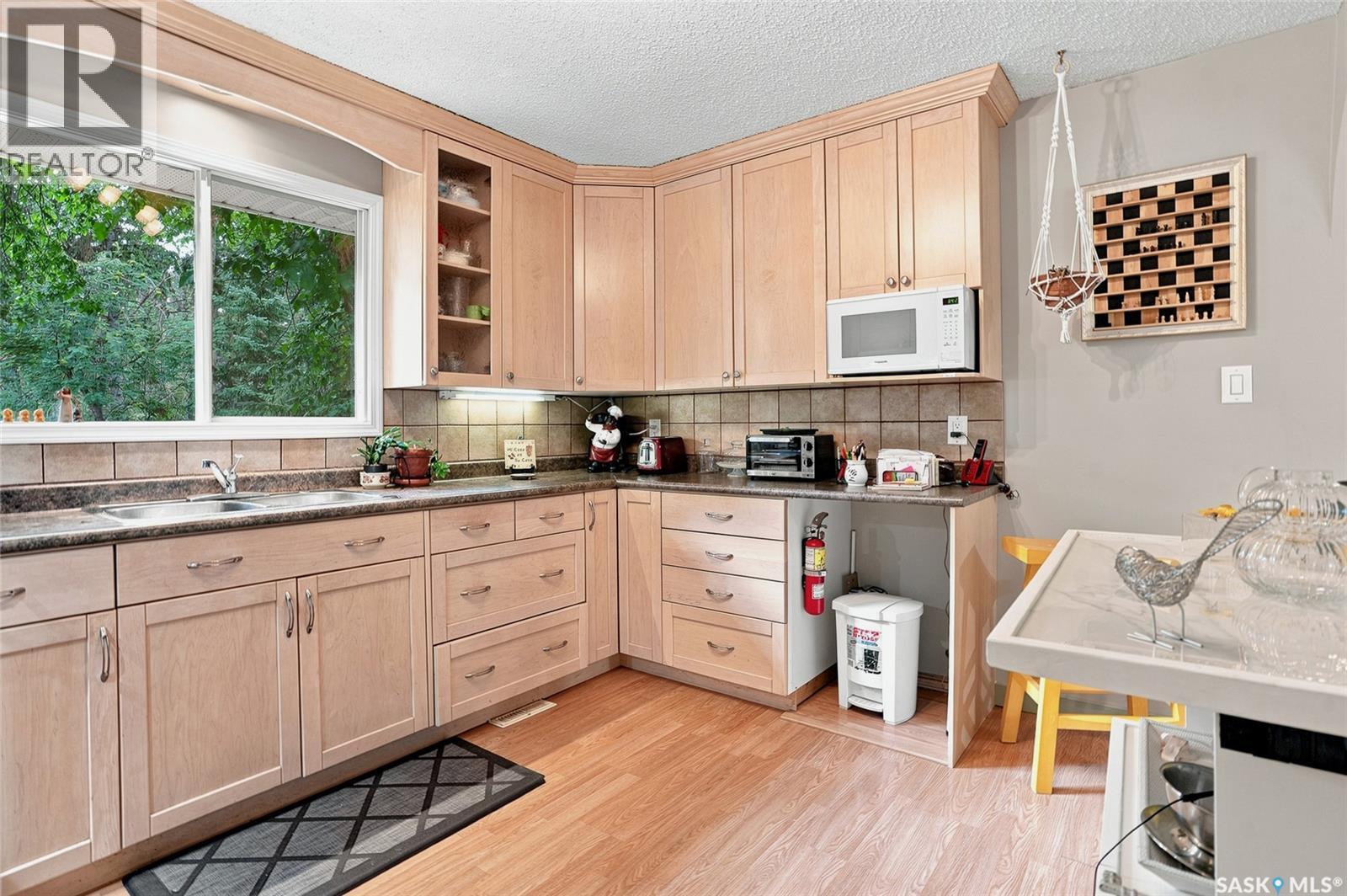 1205 Haida AVENUE - 8