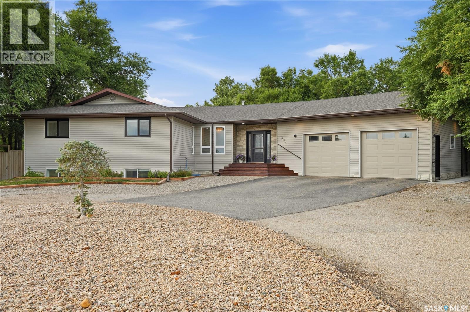 #306 Valleyview BOULEVARD - 1