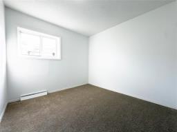 Bedroom - 580 Bannatyne Avenue, Winnipeg, MB R3A0G7 Photo 11