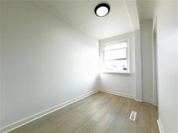 580 Bannatyne Avenue, Winnipeg, MB R3A0G7 Photo 22