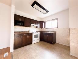 Bedroom - 580 Bannatyne Avenue, Winnipeg, MB R3A0G7 Photo 9