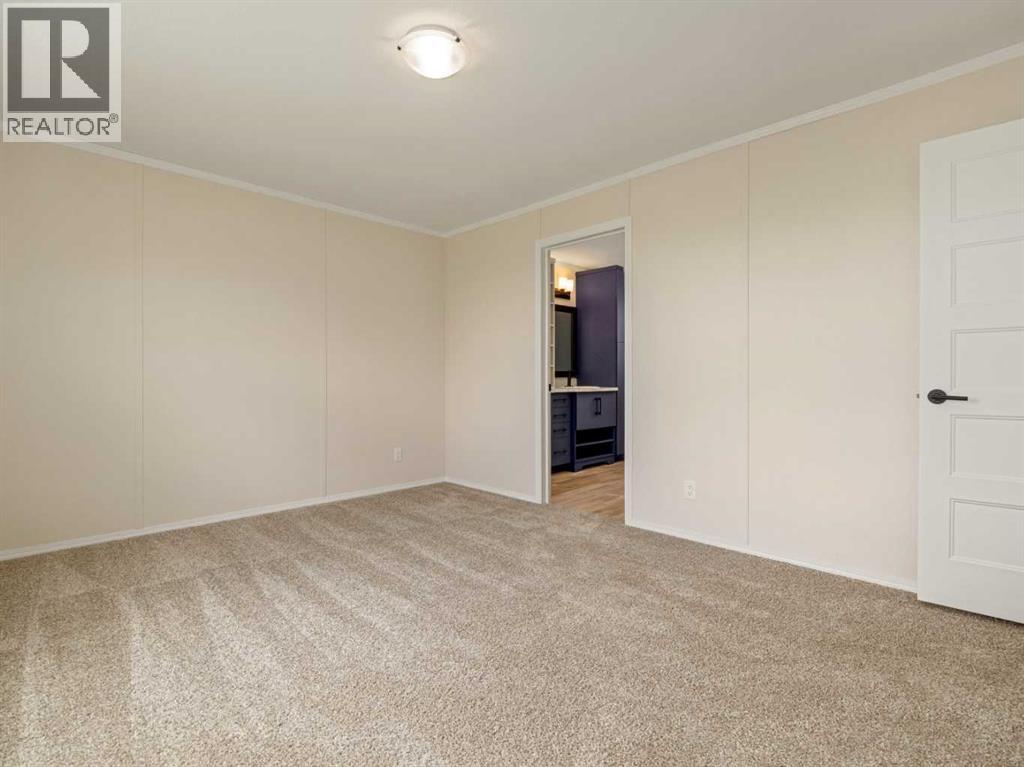 2037 Sunflower Crescent - 13