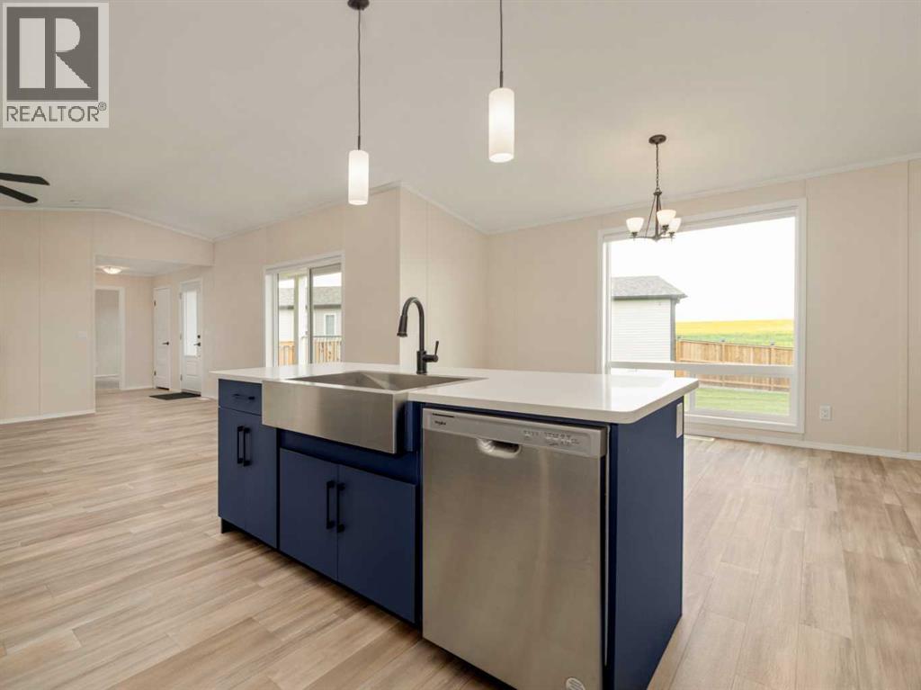 2037 Sunflower Crescent - 9