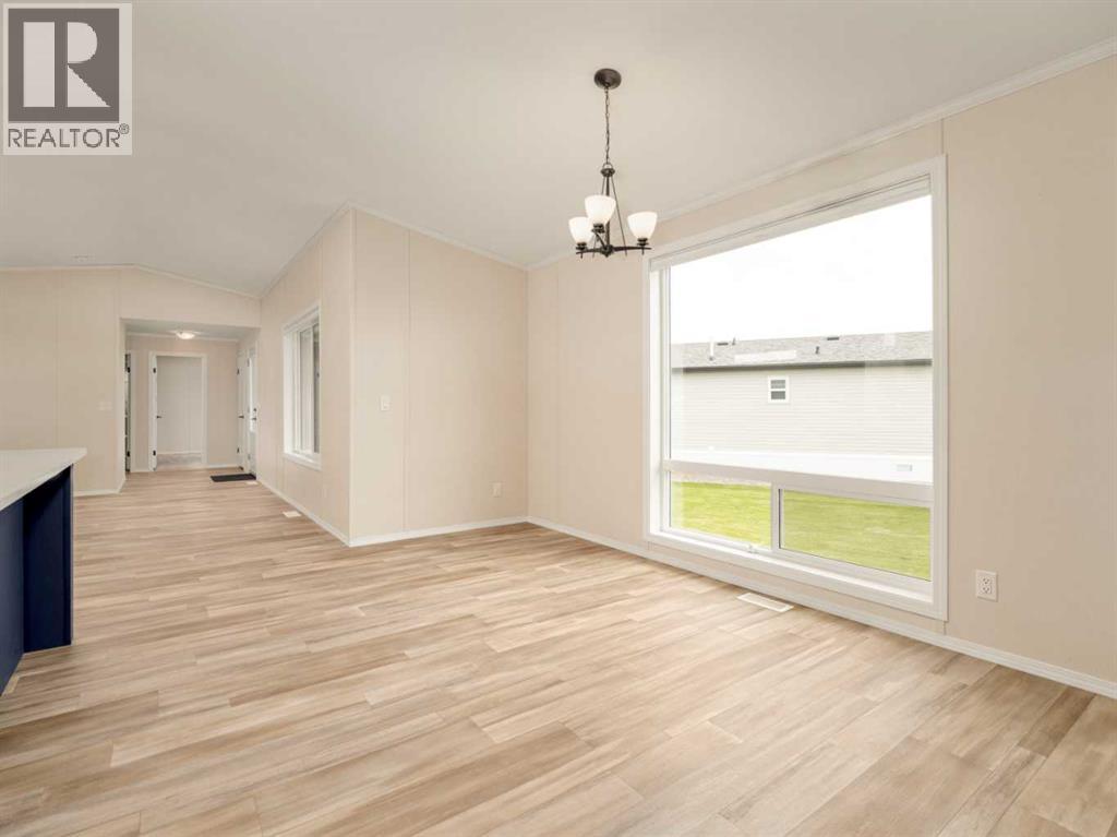 2037 Sunflower Crescent - 11