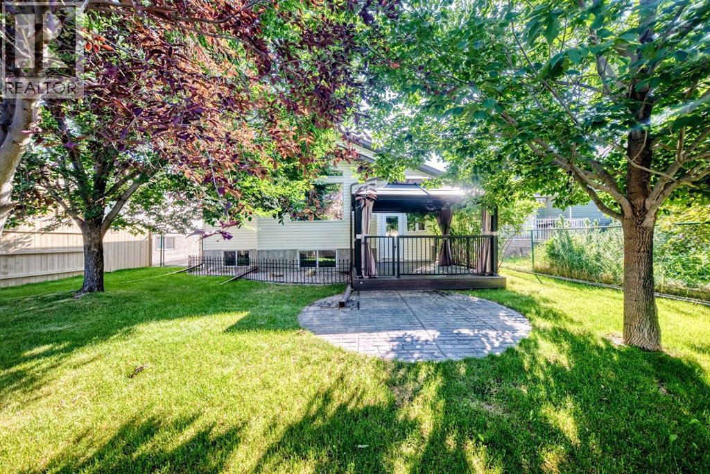 142 Strathmore Lakes Place - 47