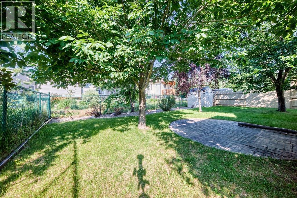 142 Strathmore Lakes Place - 48