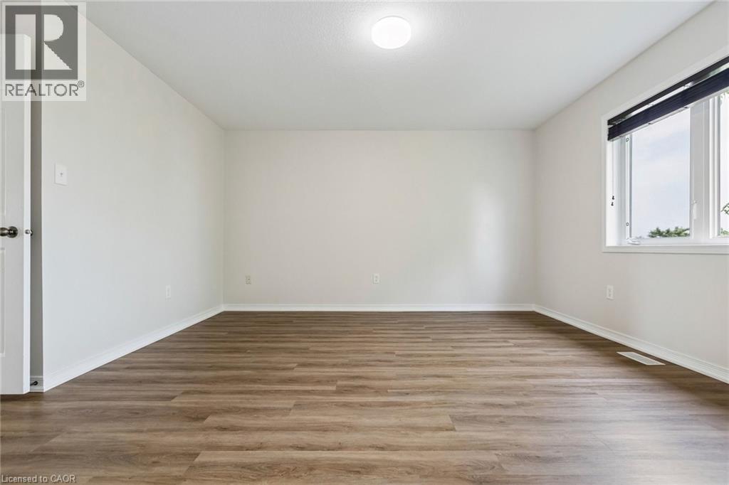 111 BLOOMINGTON Drive - Image 12
