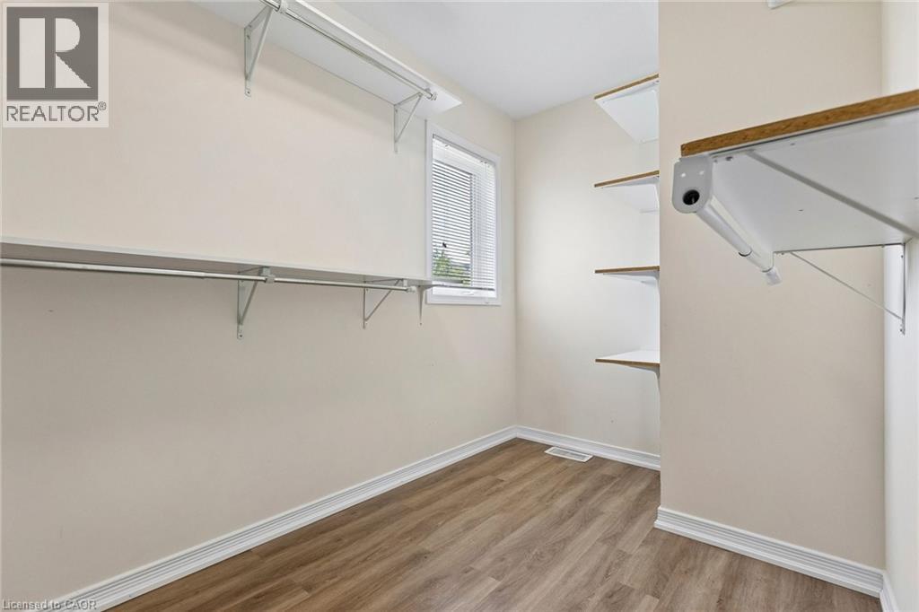 111 BLOOMINGTON Drive - 17