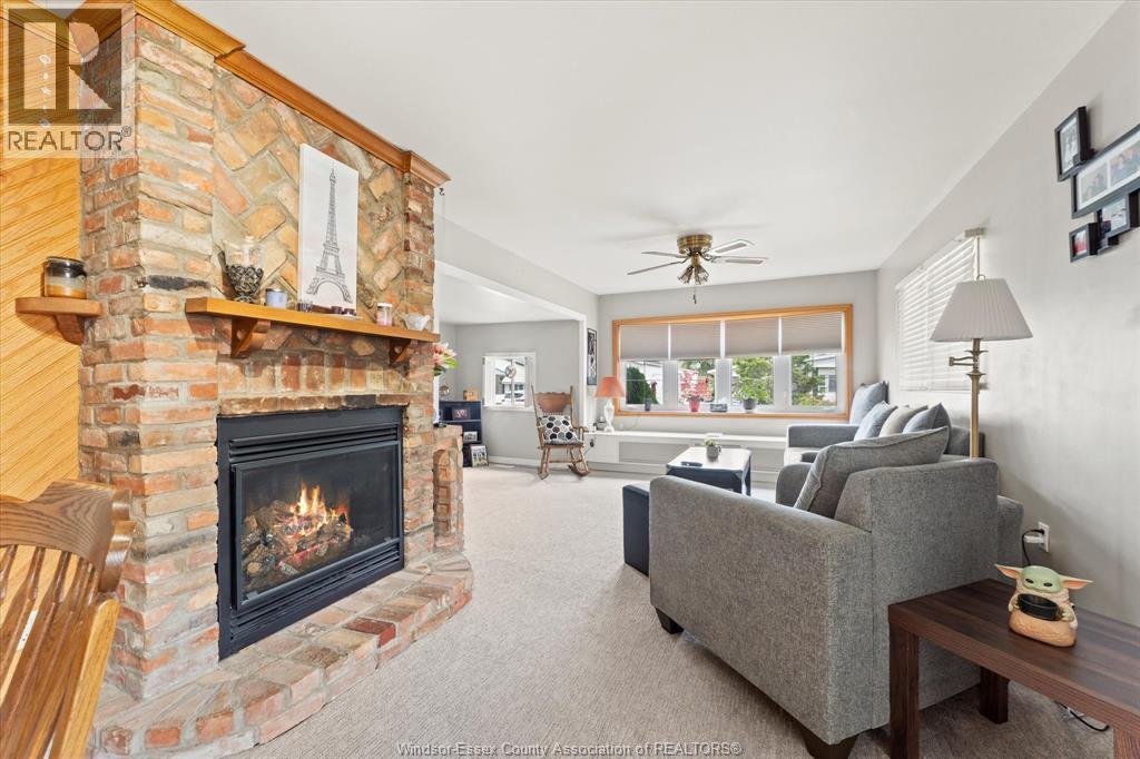14 CEDAR CRESCENT - 12