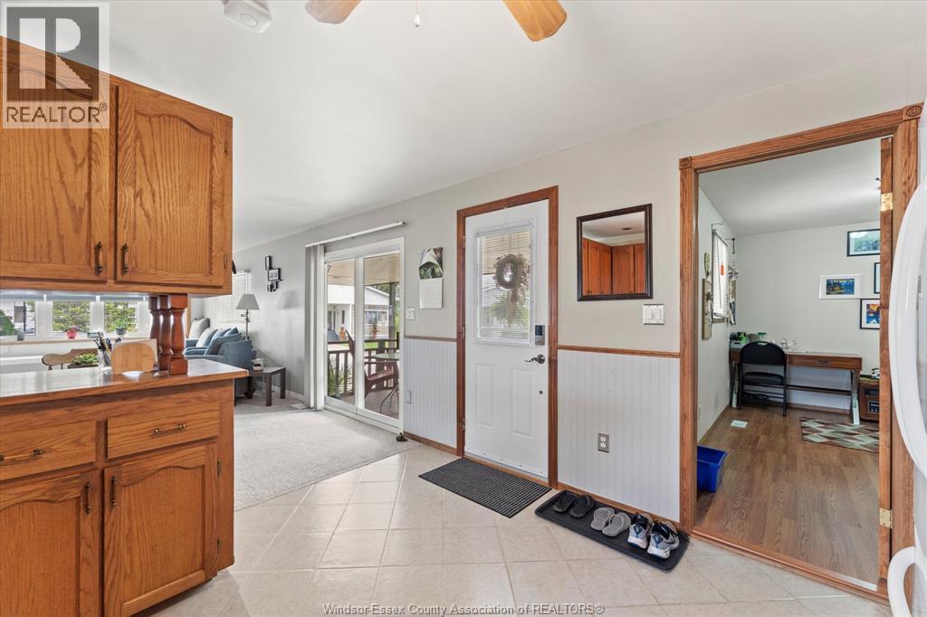 14 CEDAR CRESCENT - 16