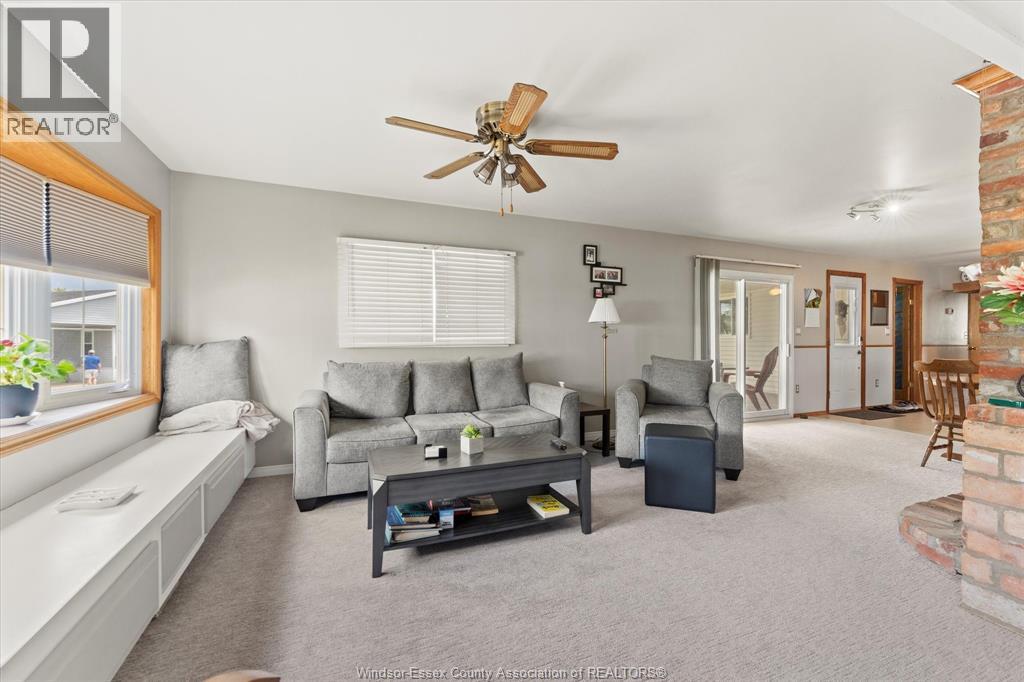14 CEDAR CRESCENT - 21