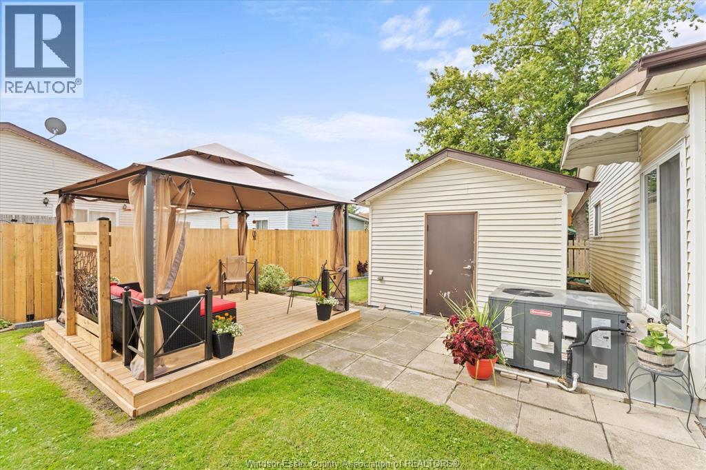 14 CEDAR CRESCENT - 7