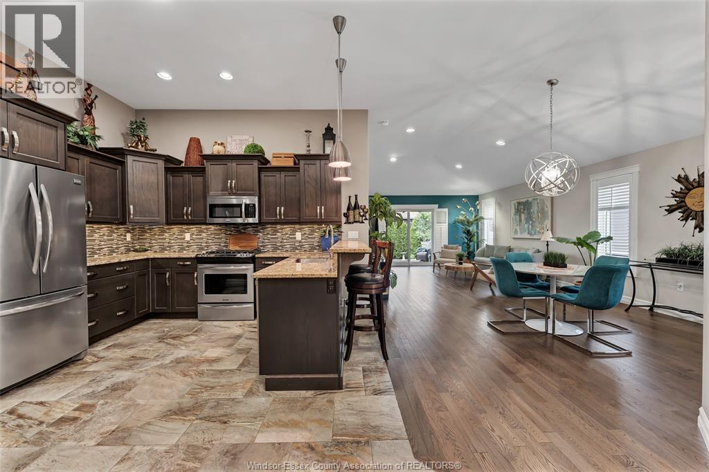 1172 ALLIANCE STREET - 8
