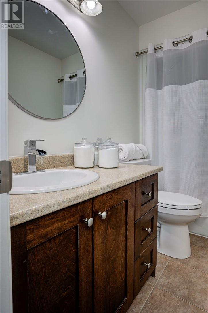 130 BAYSIDE Crescent - Image 7