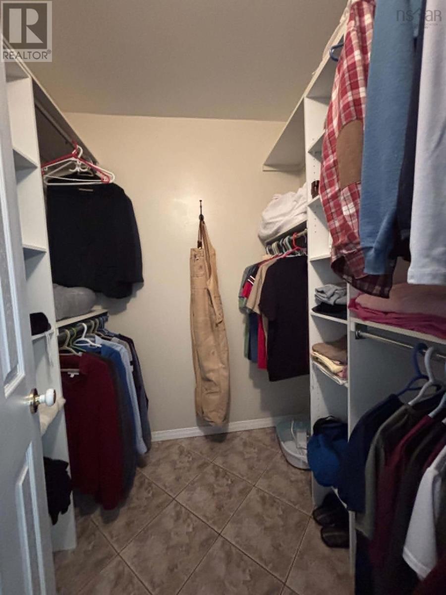 34 Clements Avenue - 23