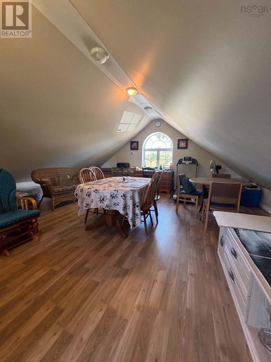 34 Clements Avenue - 28