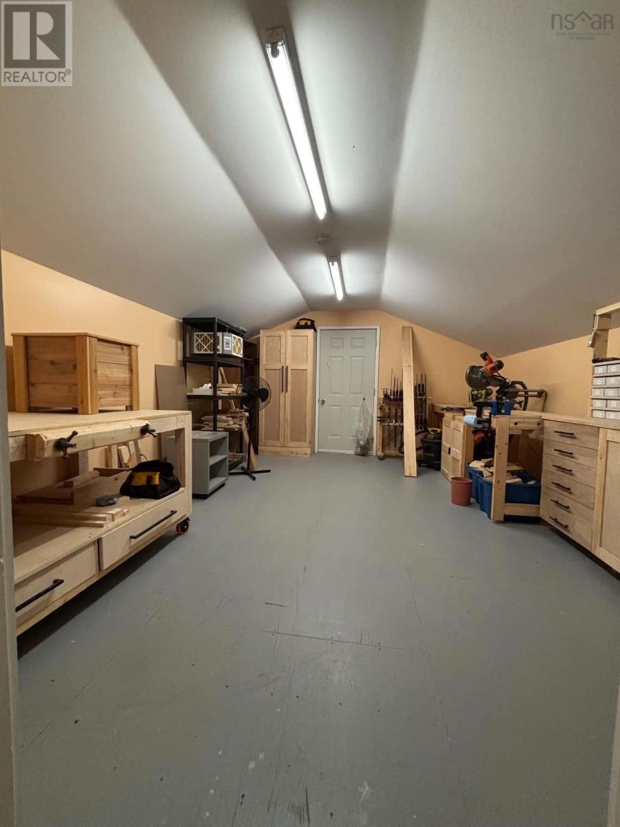 34 Clements Avenue - 30
