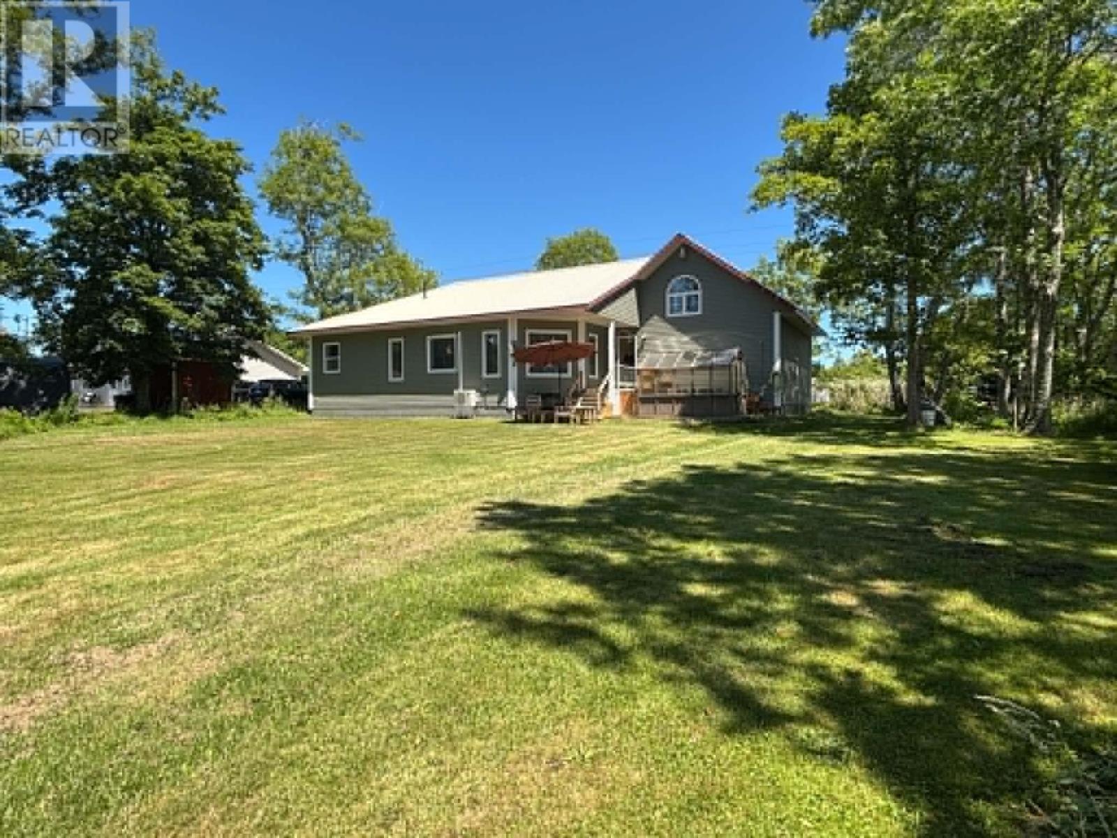 34 Clements Avenue - 39