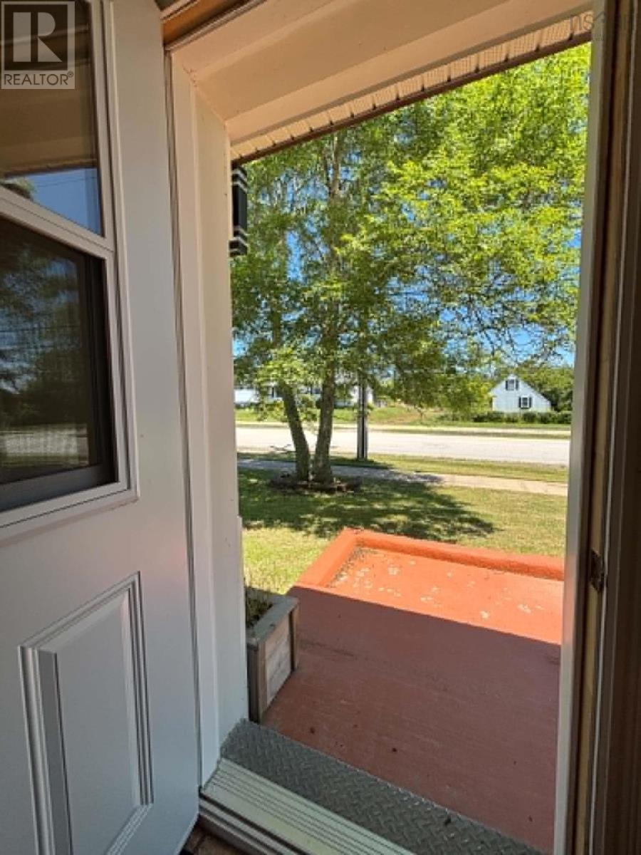 34 Clements Avenue - 4