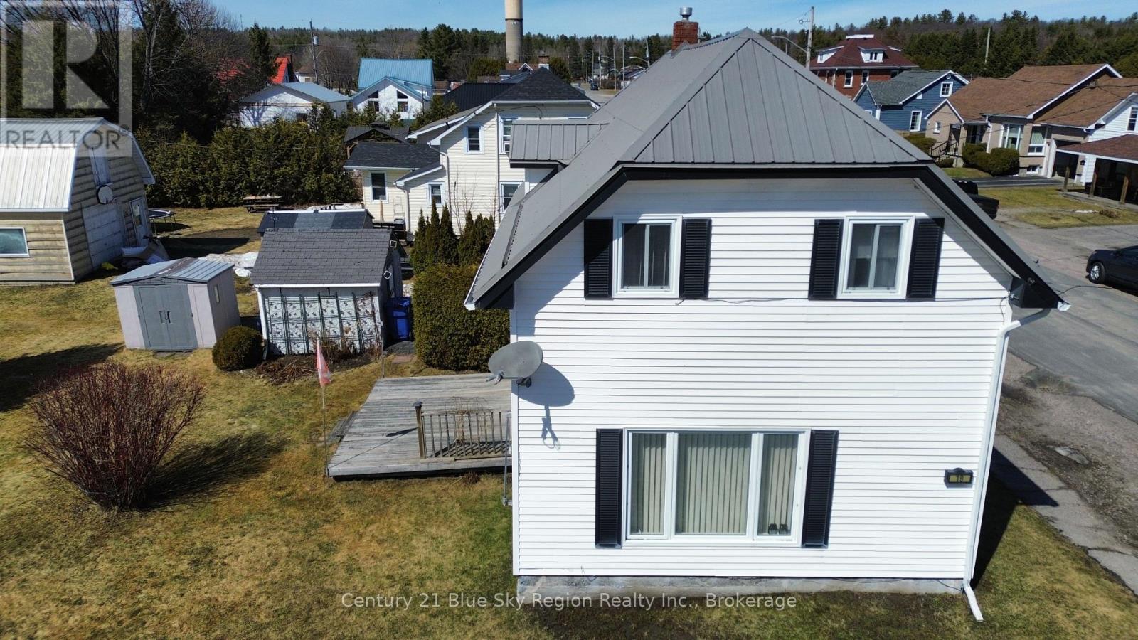19 GINGRAS AVENUE - 1