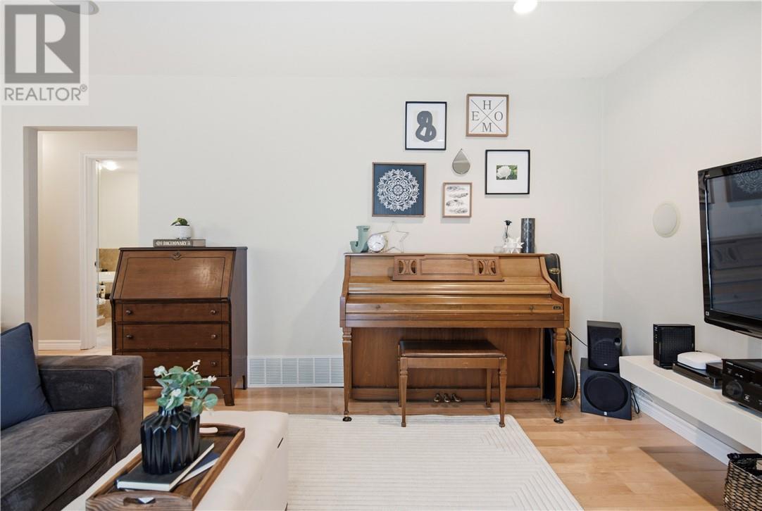 1288 Lansing Avenue - 10