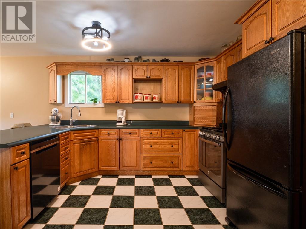 12 Michael's Bay Road - Image 21