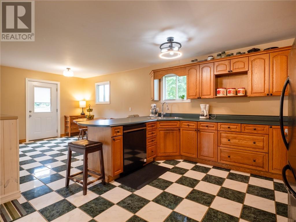 12 Michael's Bay Road - Image 22