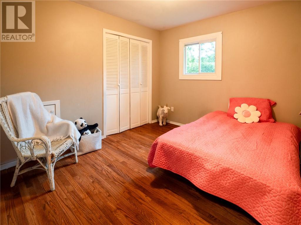 12 Michael's Bay Road - Image 37