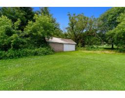 182 Ch. Des Outaouais, L Ile Du Grand Calumet, QC J0X1J0 Photo 26