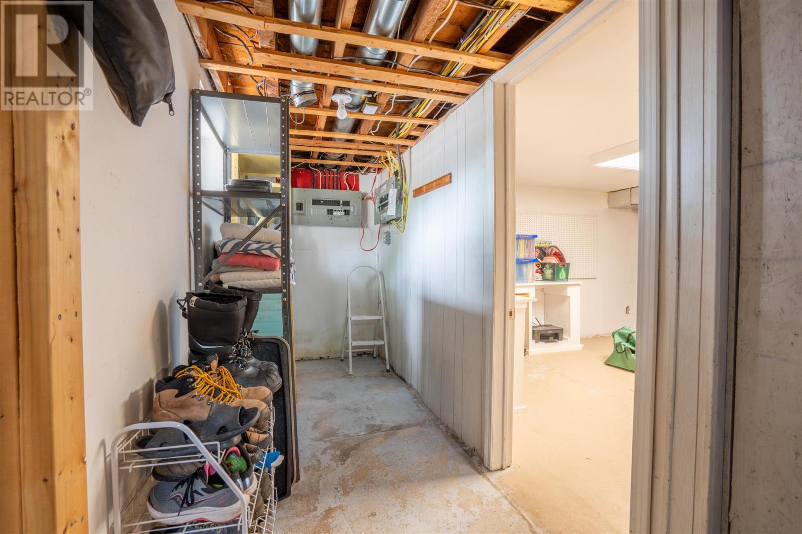 296 Old Garden River RD - 32
