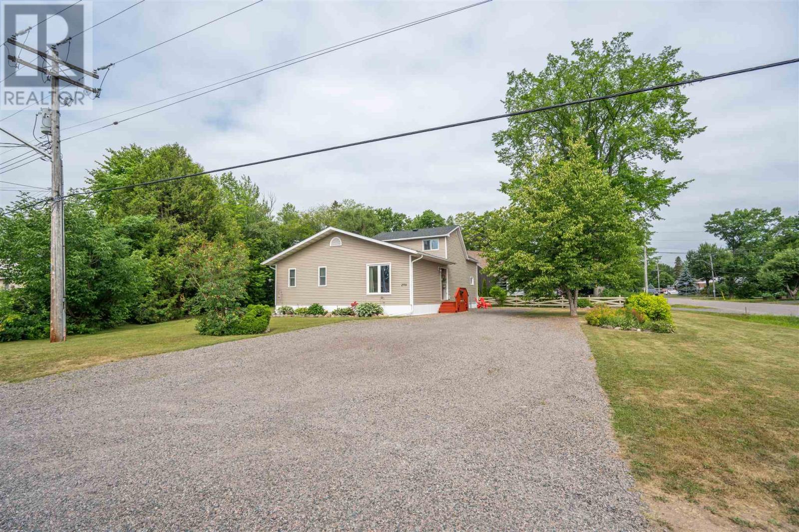 296 Old Garden River RD - 42