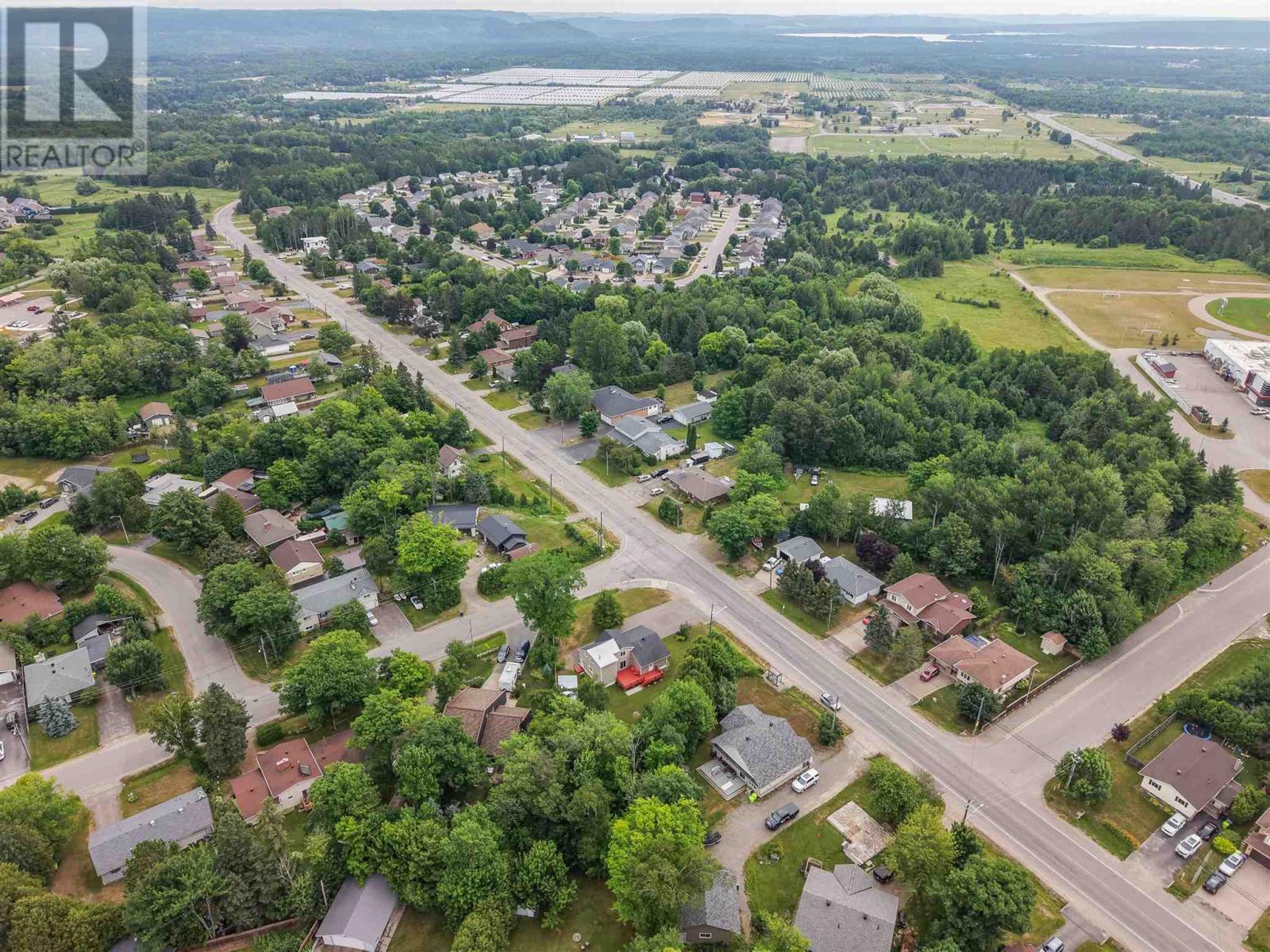 296 Old Garden River RD - 46