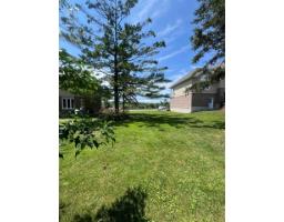 2155 Rue St-louis, Gatineau, QC J8T5L4 Photo 9