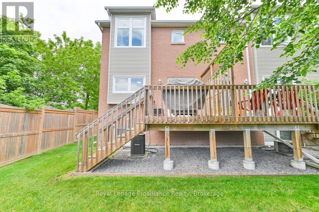 #16 9 PROGRESS AVENUE - 34