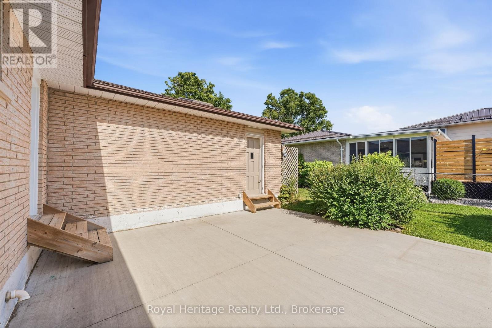 4 THORNLEA ROAD - Image 38