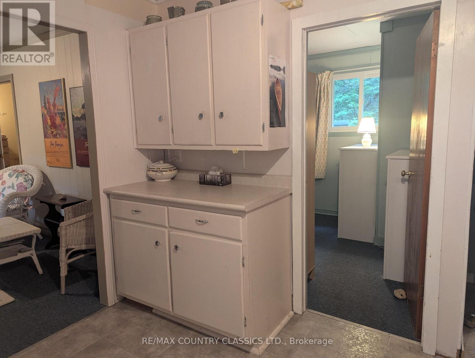 474A SPECTACLE LAKE ROAD - 15
