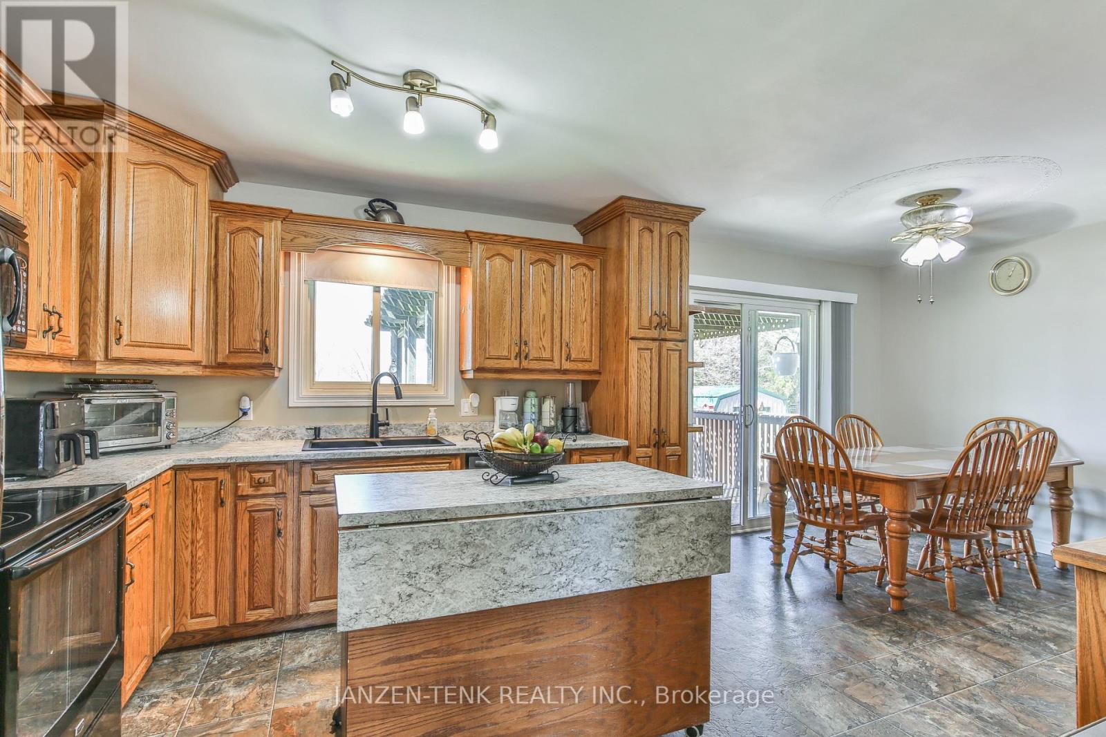6551 SPRINGFIELD ROAD - 9