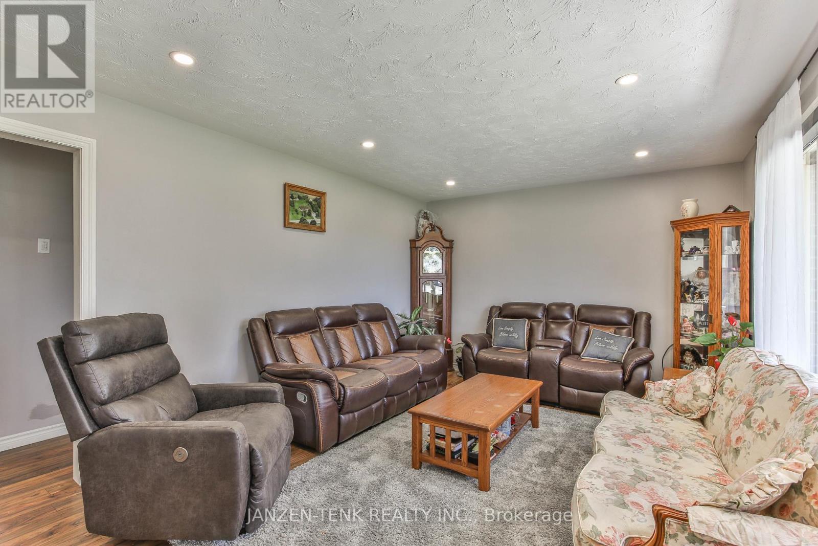 6551 SPRINGFIELD ROAD - 6