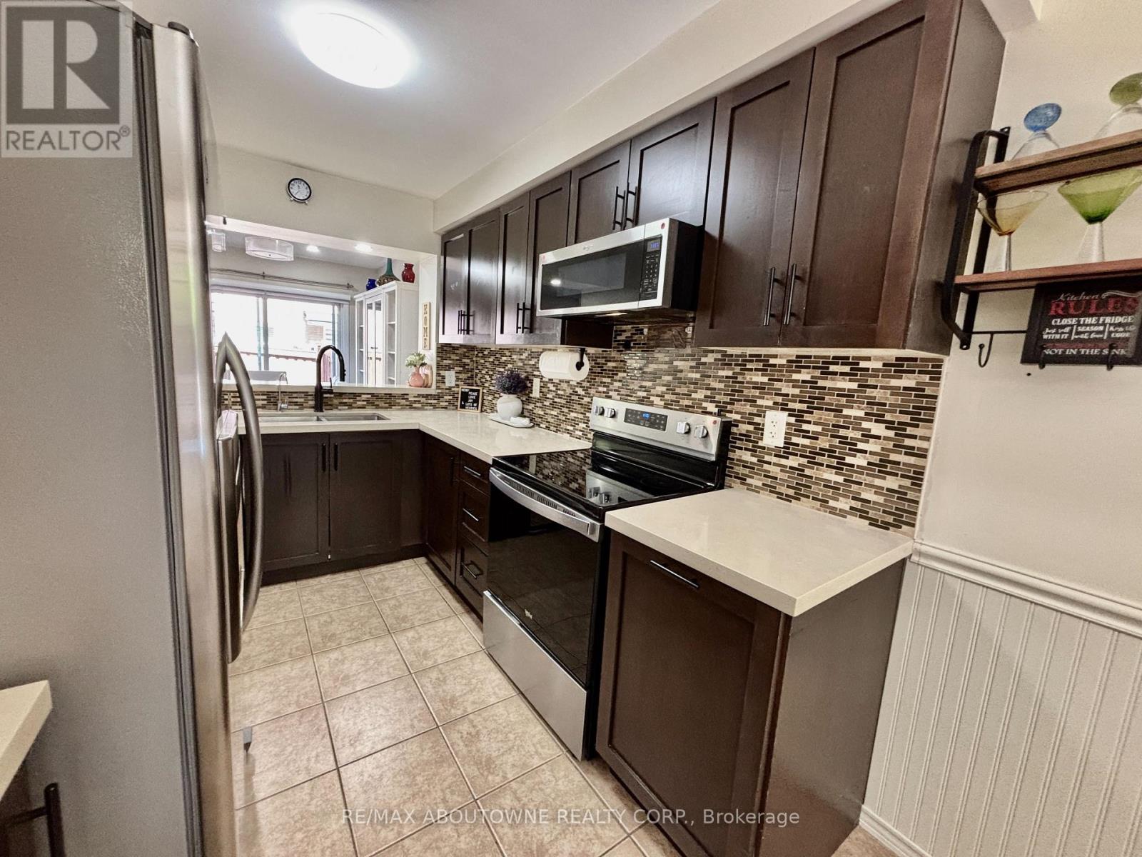 36 VAN FLEET TERRACE - 15