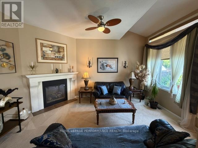 2202 CLENDENAN CRESCENT - 13