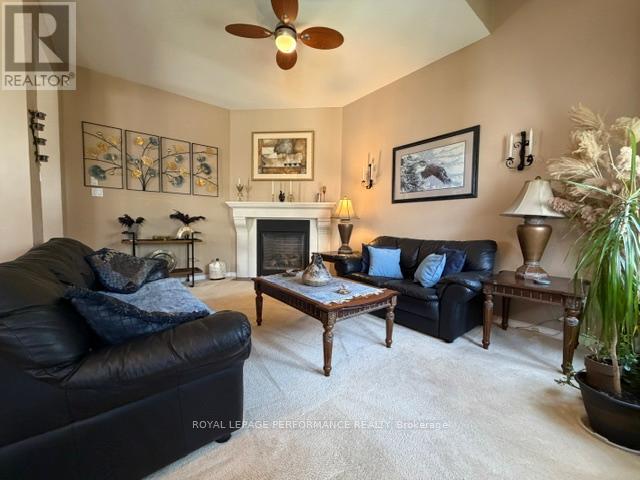 2202 CLENDENAN CRESCENT - 10