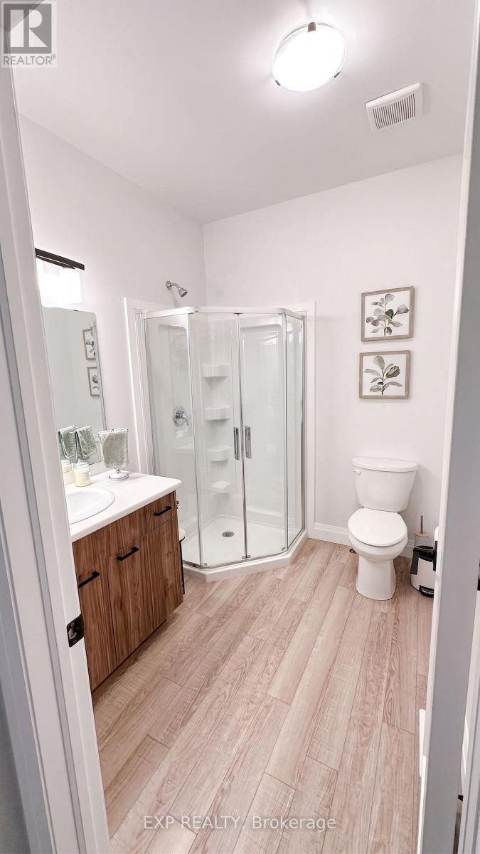 6 EVYLEAN COURT - 10