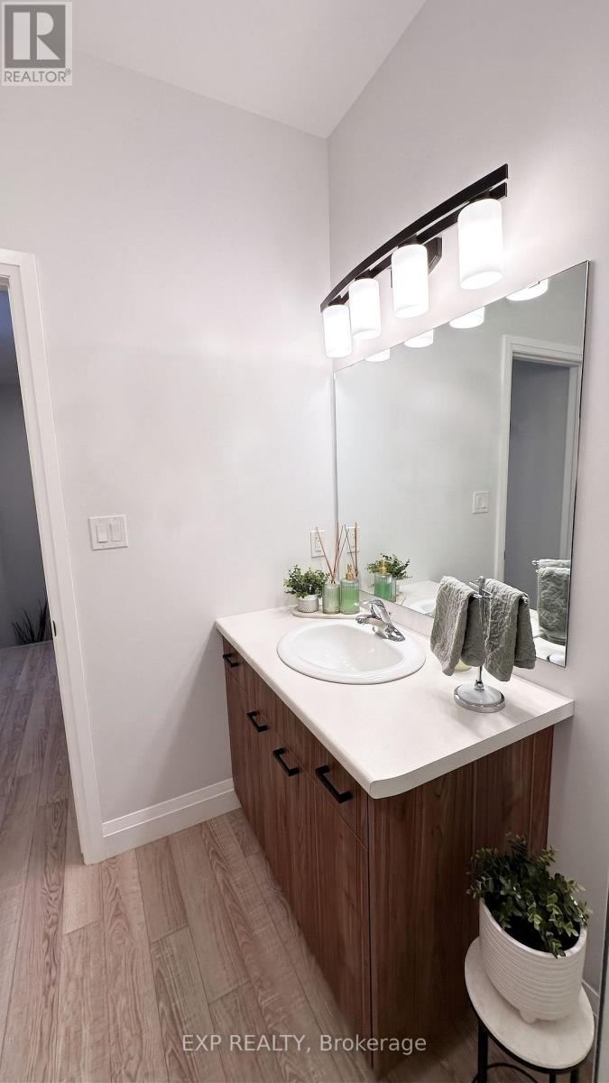 6 EVYLEAN COURT - 11