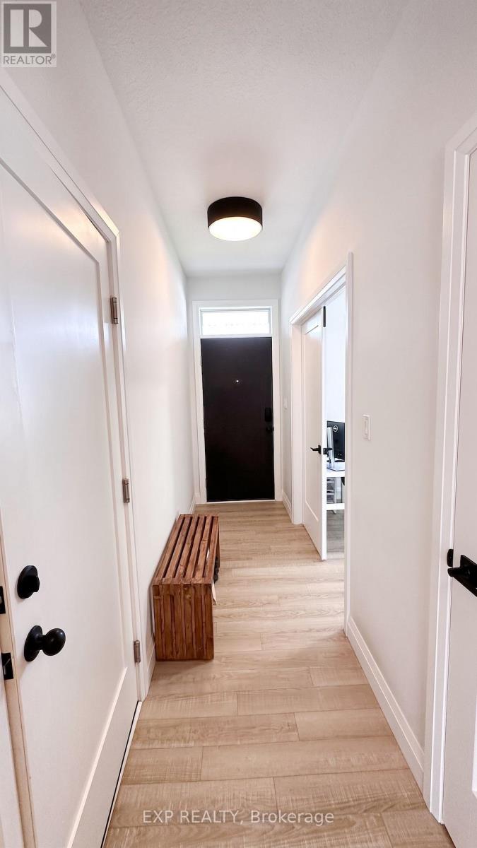 6 EVYLEAN COURT - 7