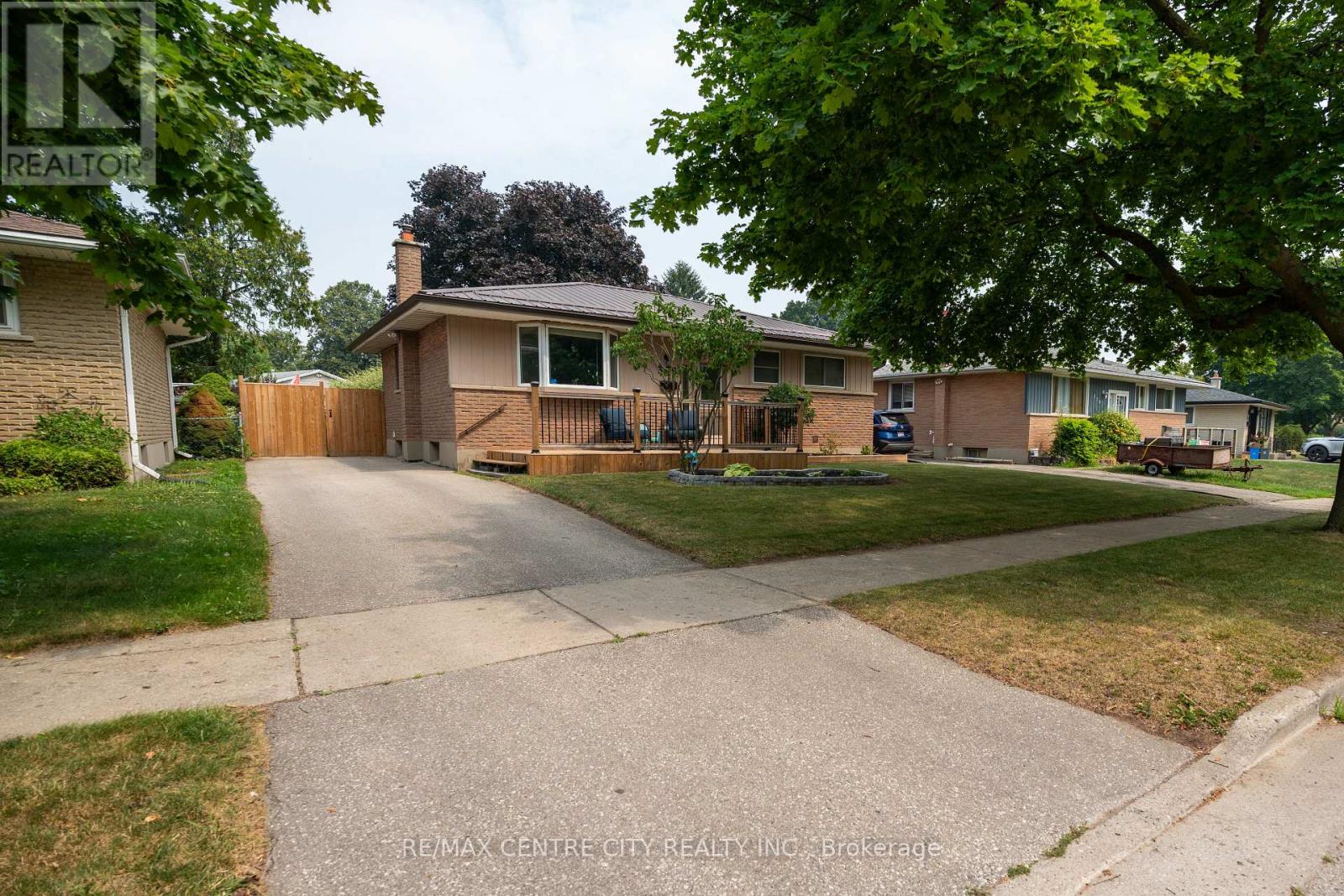 366 HUDSON DRIVE - 1