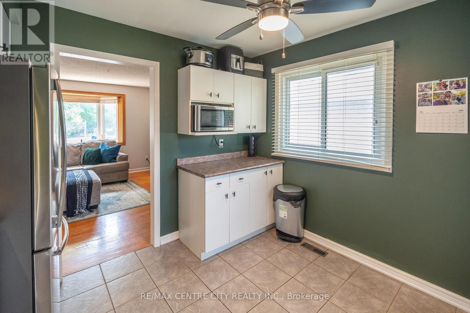 366 HUDSON DRIVE - 13