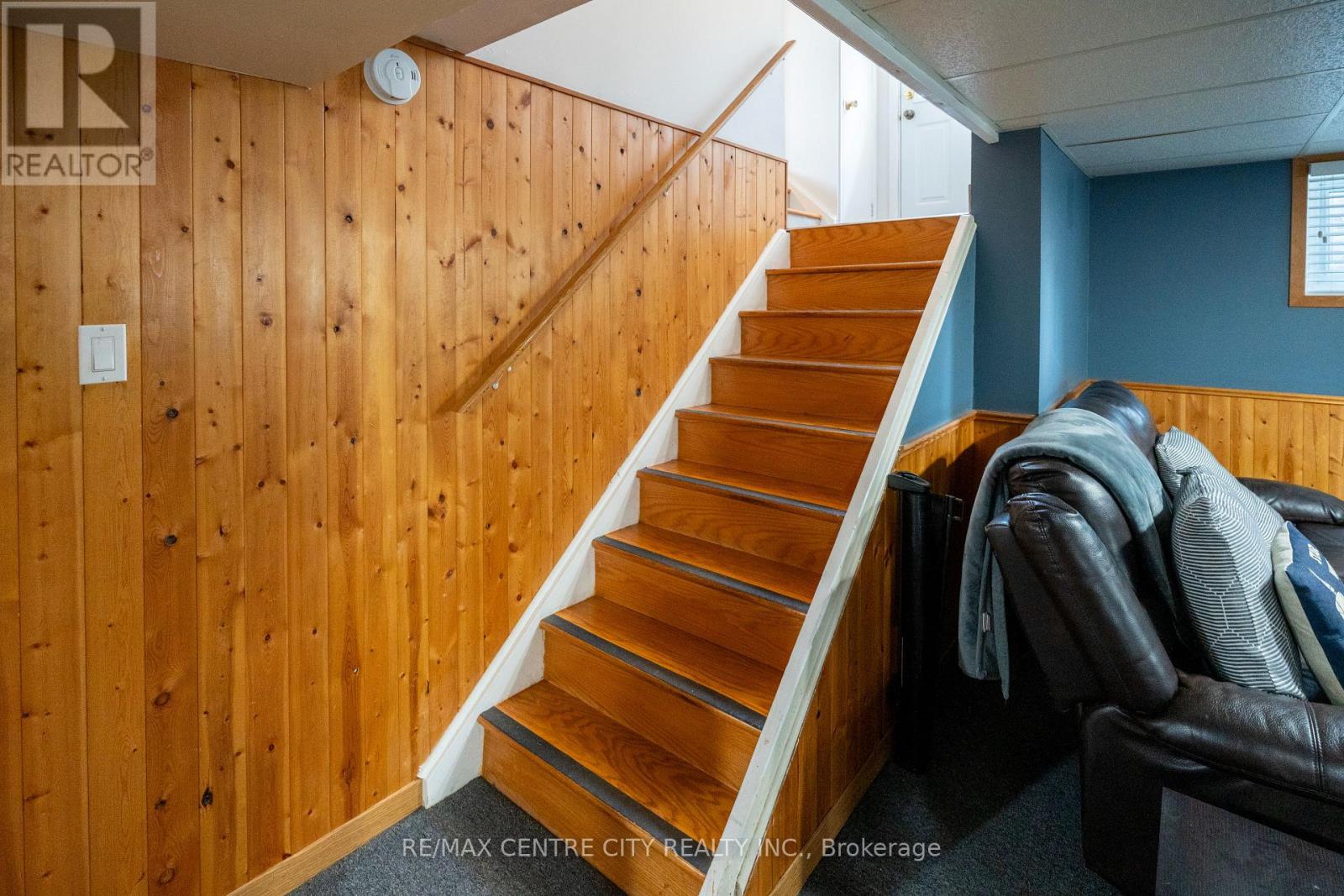 366 HUDSON DRIVE - 25