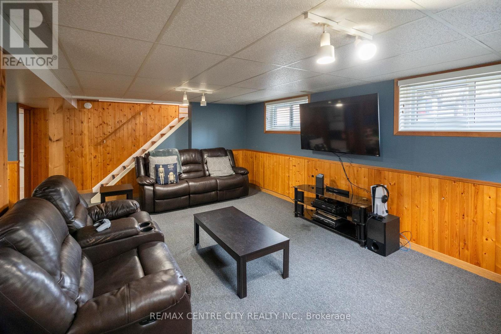 366 HUDSON DRIVE - 28