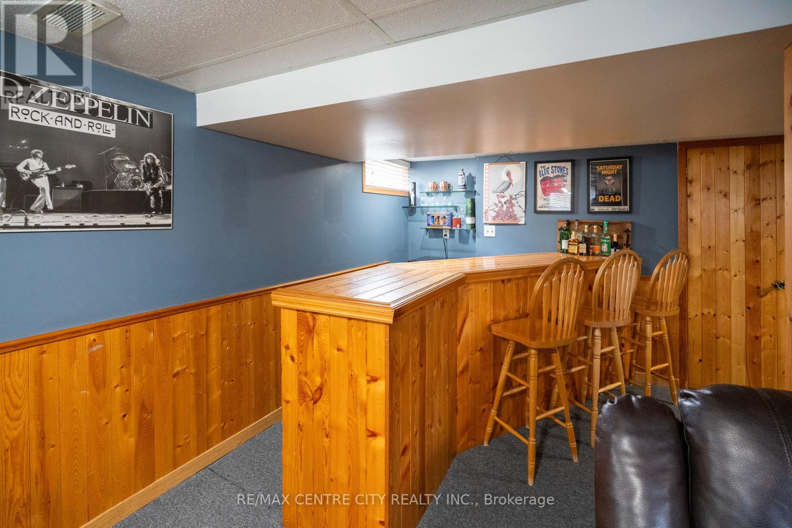 366 HUDSON DRIVE - 31